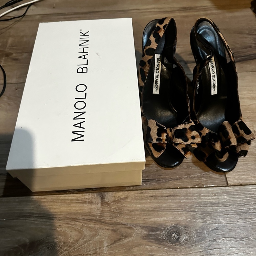 Manolo Blahnik Leopard Print Peep-Toe Heels